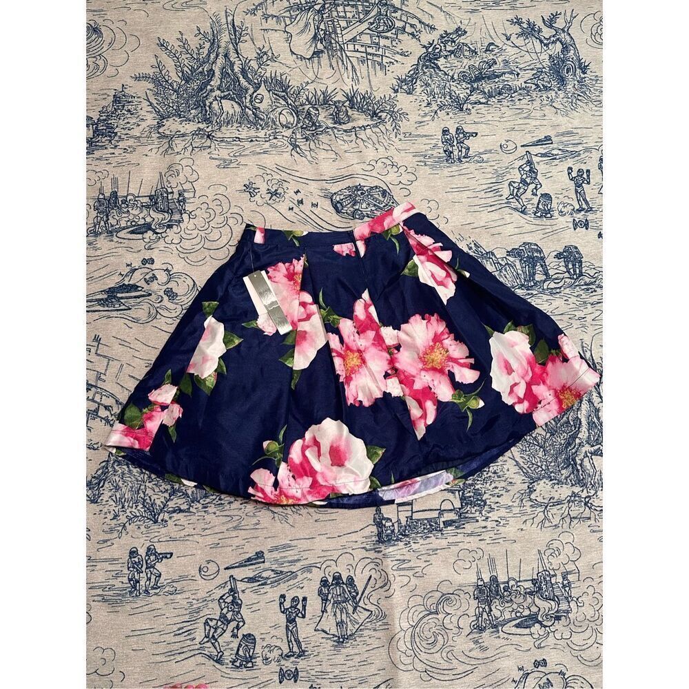NEW WITH TAGS Beautiful Lady’s Sequin Hearts Womens Navy Floral Print midi A-Lin